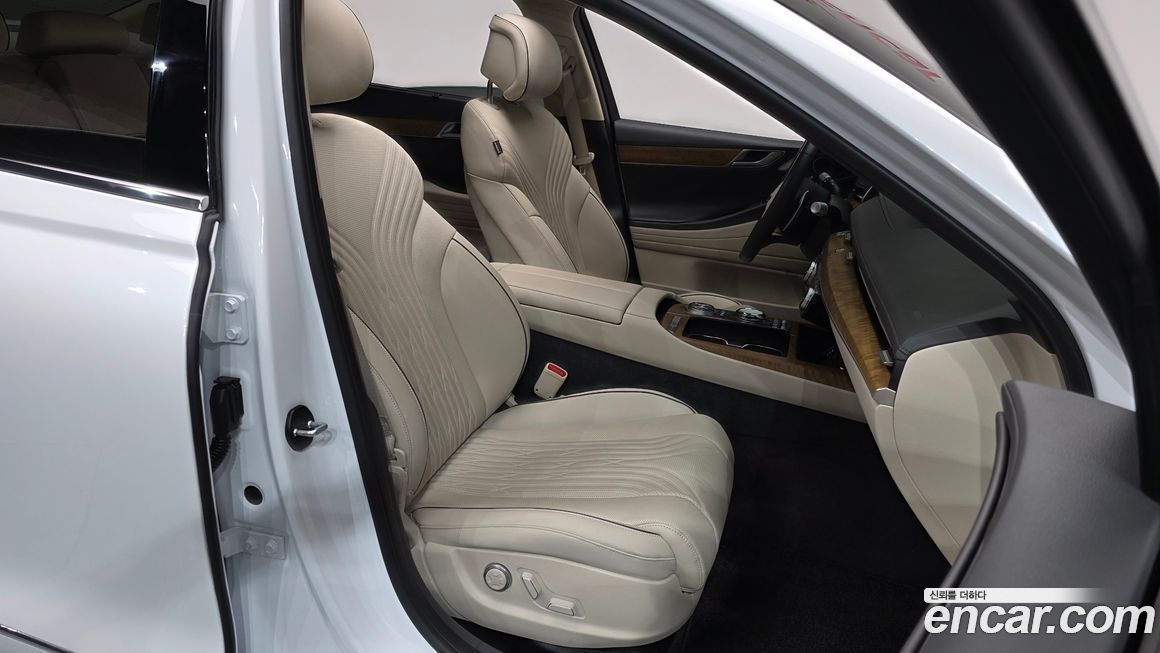 Genesis G80 2023