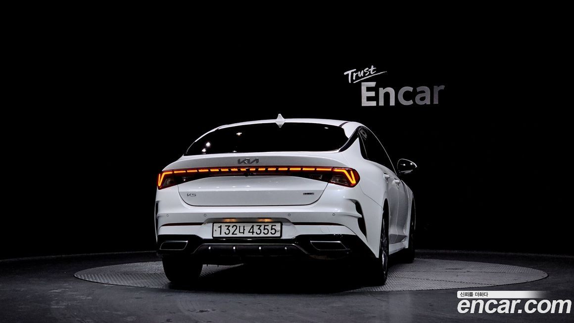 Kia K5 2023