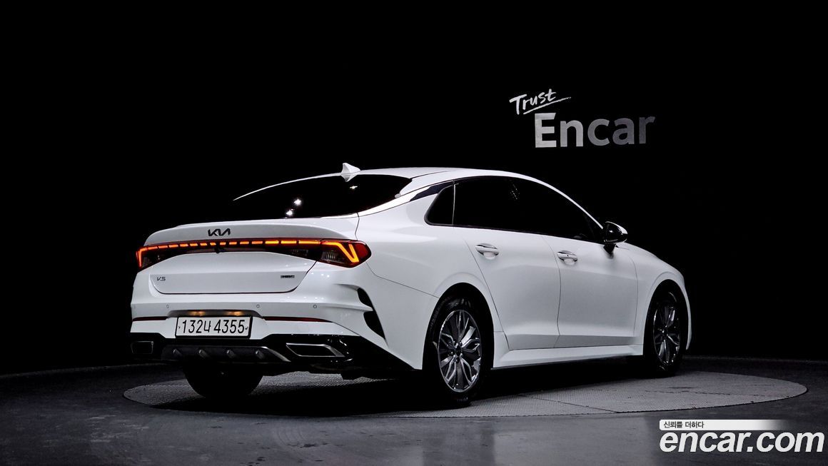 Kia K5 2023