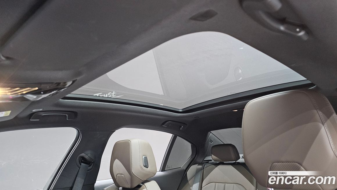 BMW 5-Series 2025