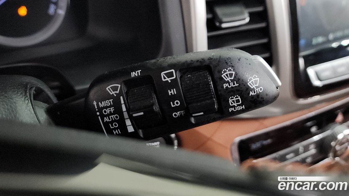 KG_Mobility_Ssangyong Rexton 2018