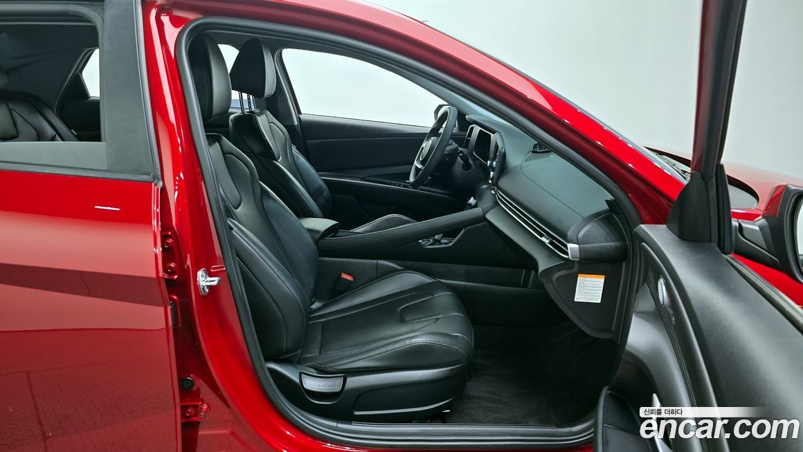 Hyundai AVANTE 2024