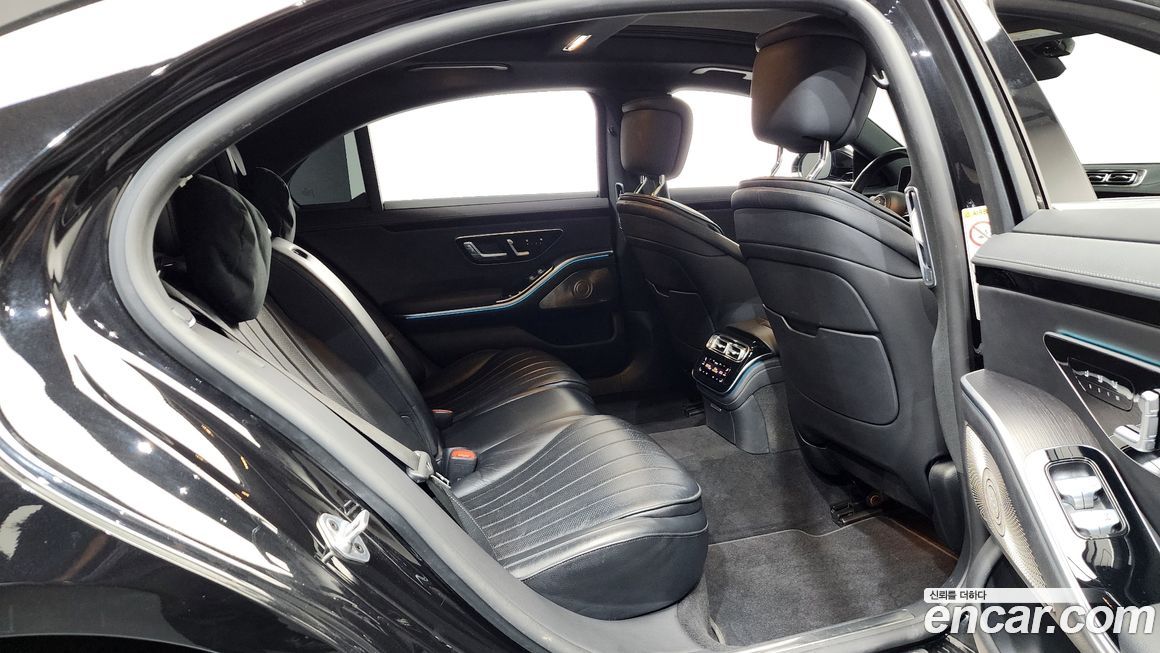 Mercedes-Benz S-Class 2022