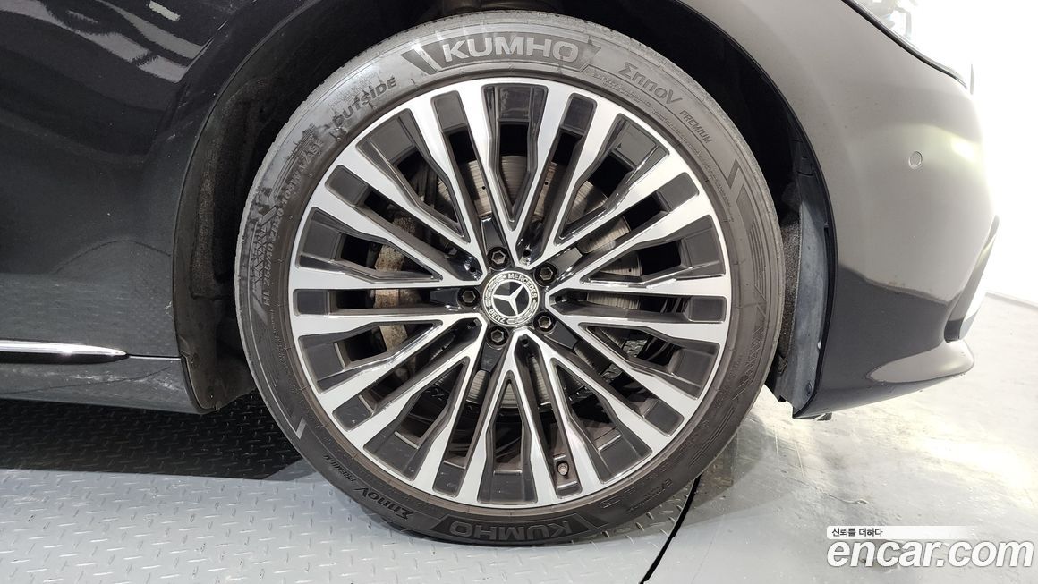 Mercedes-Benz S-Class 2022