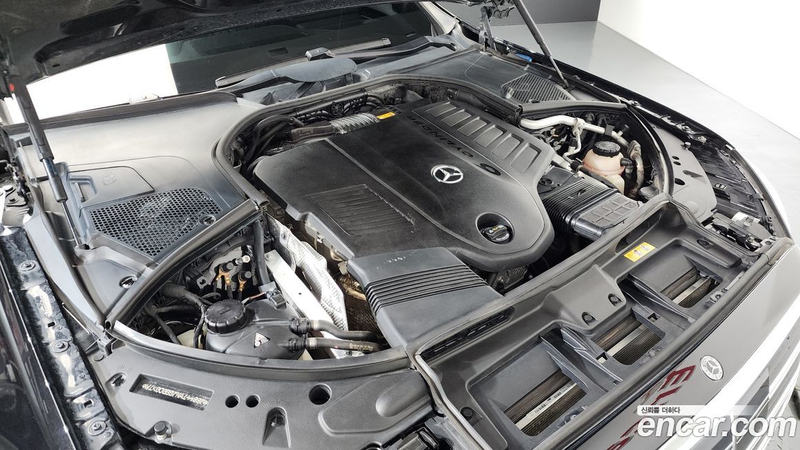 Mercedes-Benz S-Class 2022