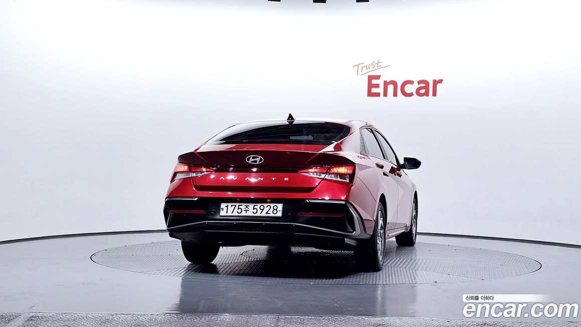 Hyundai AVANTE 2024