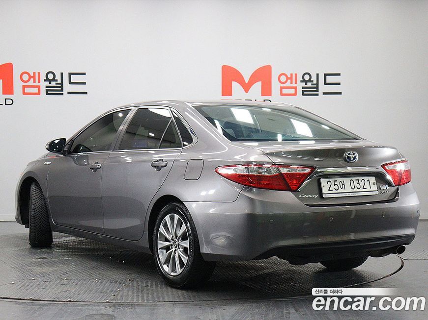 Toyota Camry 2017