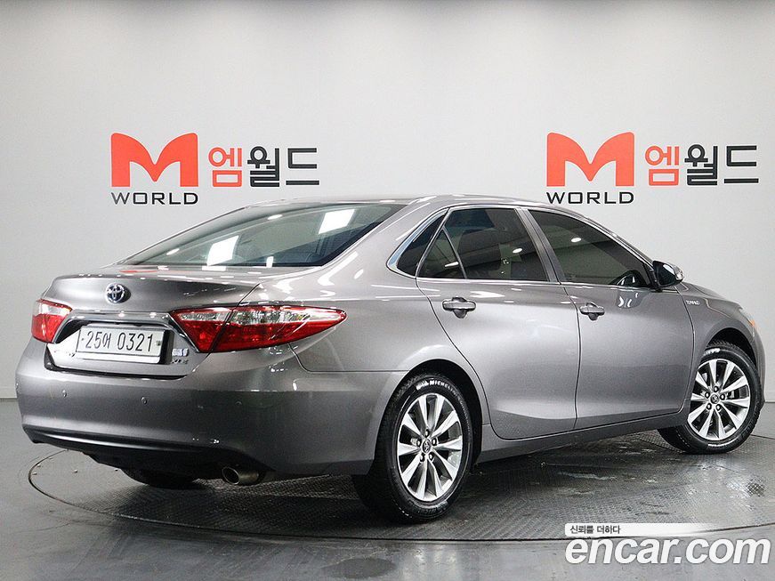 Toyota Camry 2017