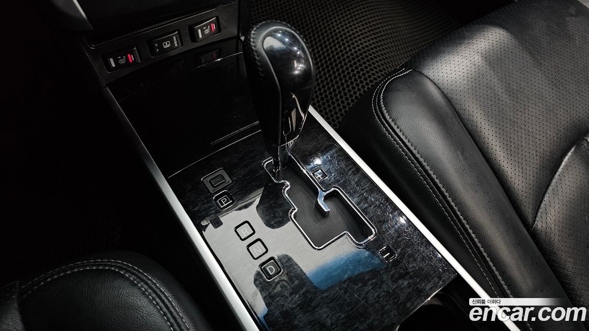 Renault-KoreaSamsung SM7 2010