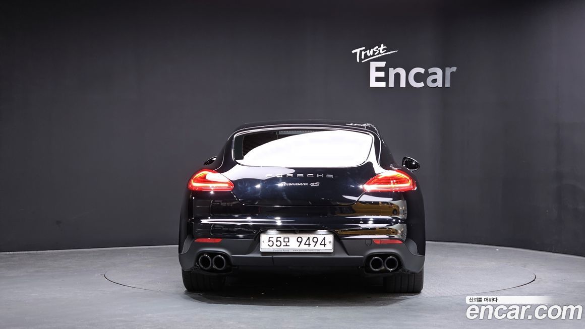 Porsche Panamera 2011