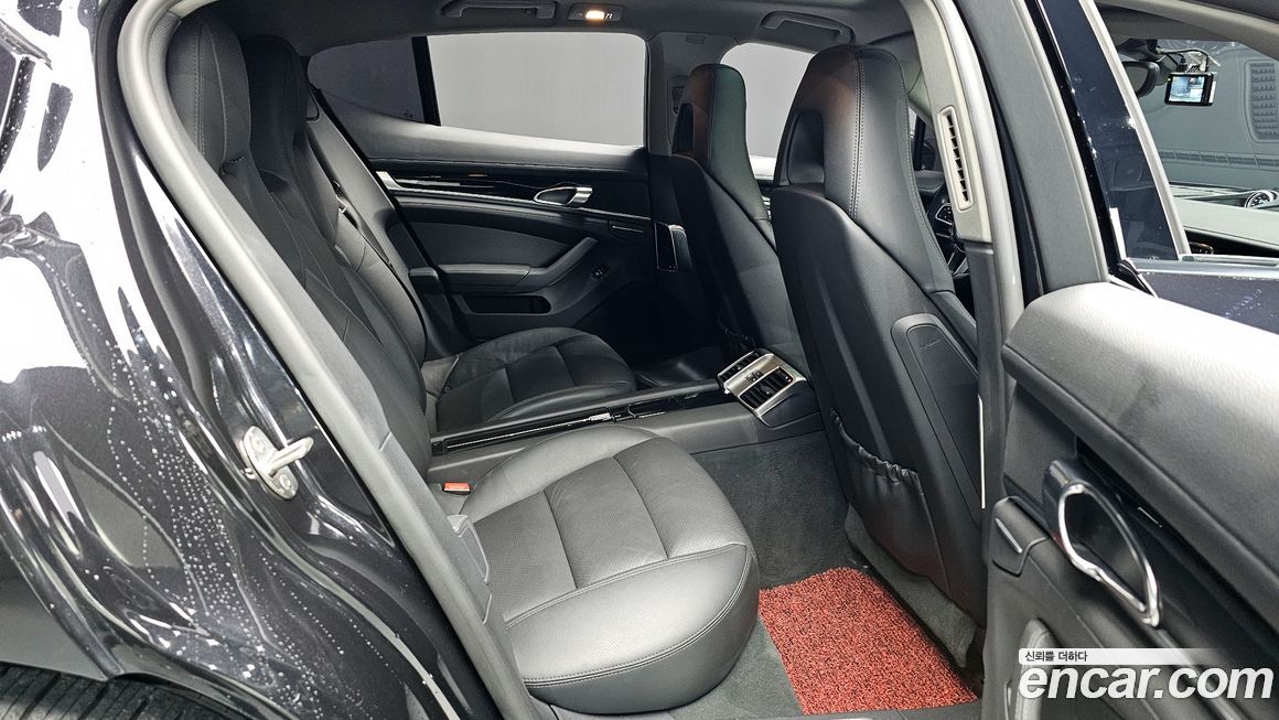 Porsche Panamera 2011