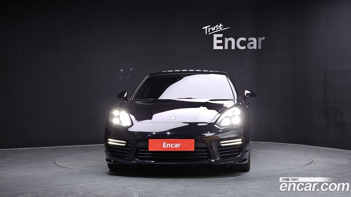 Porsche Panamera 2011