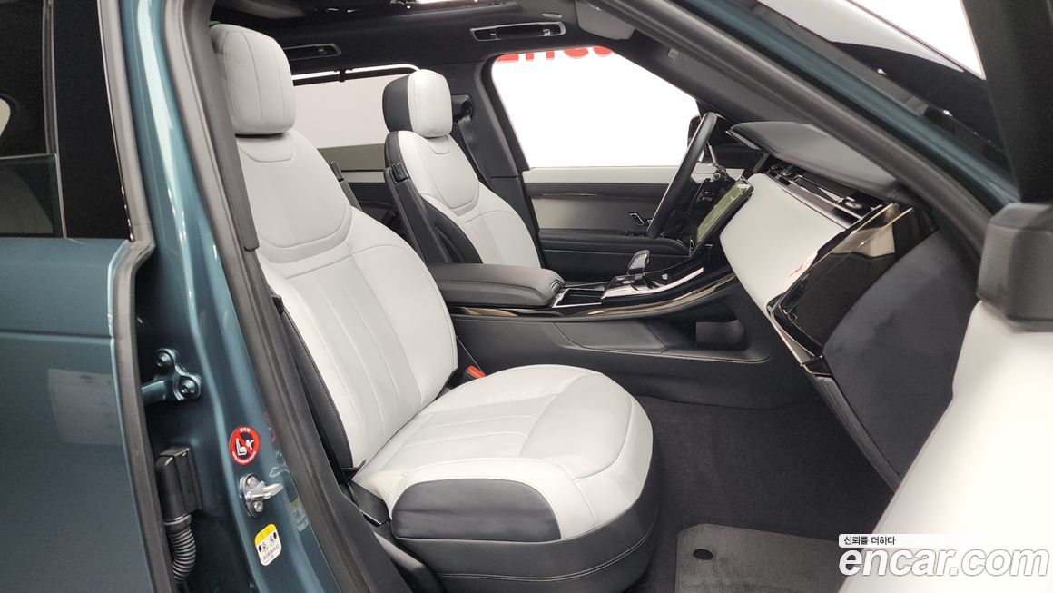 Land Rover Range Rover Sport 2025