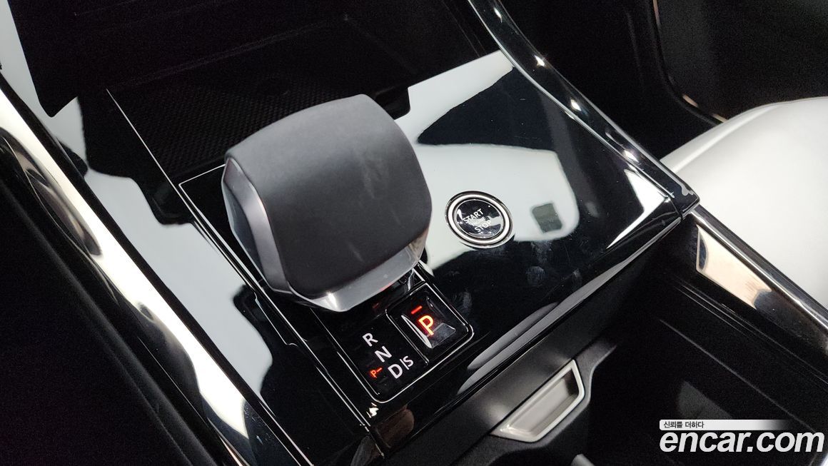 Land Rover Range Rover Sport 2025