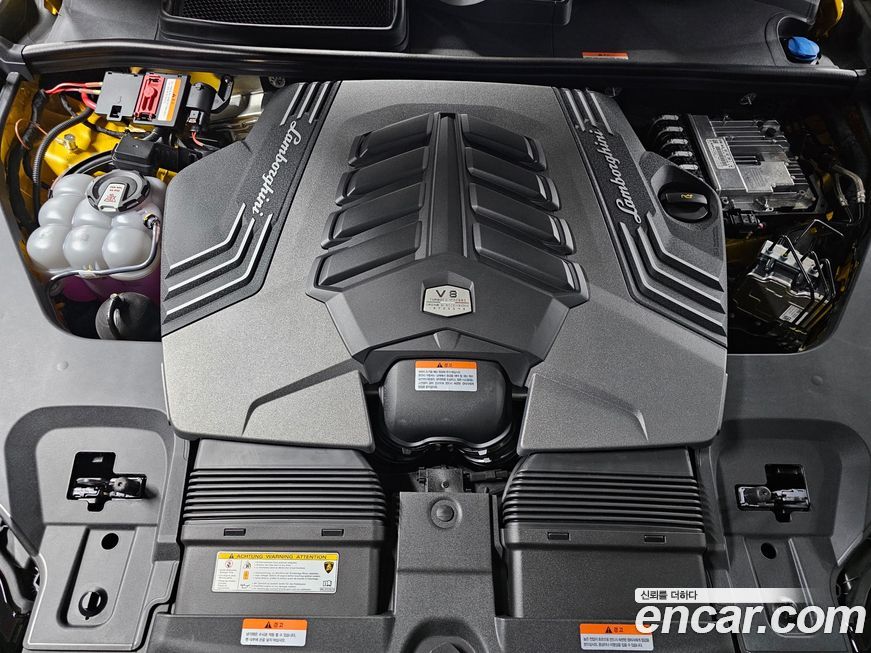 Lamborghini Urus 2024