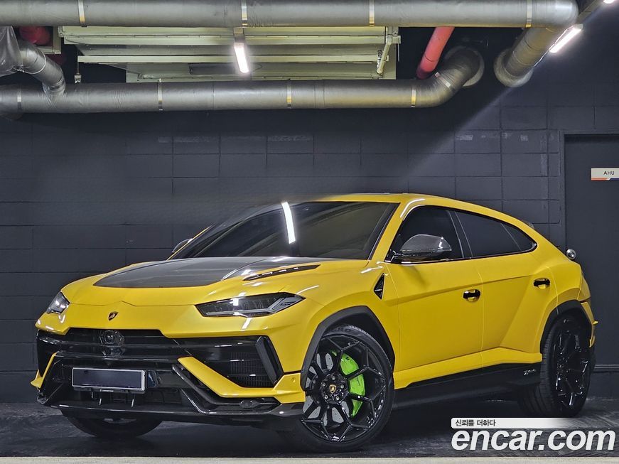 Lamborghini Urus 2024