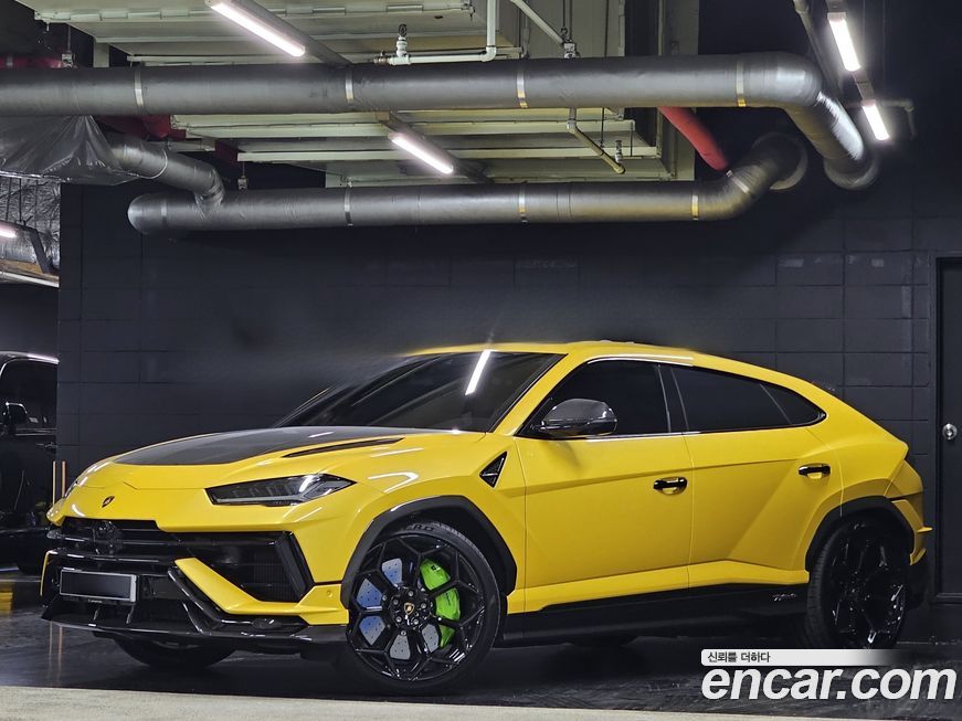 Lamborghini Urus 2024