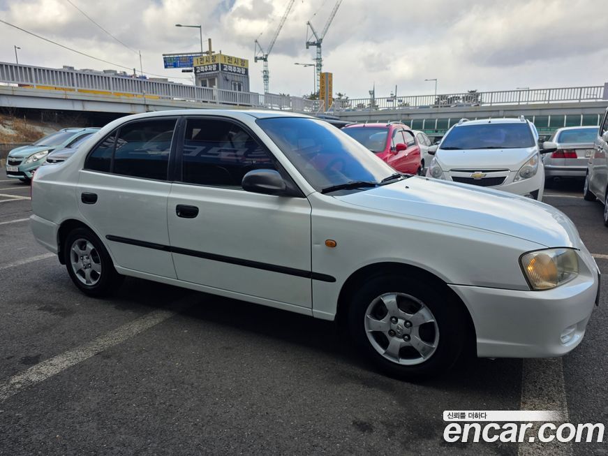 Hyundai Verna 2001