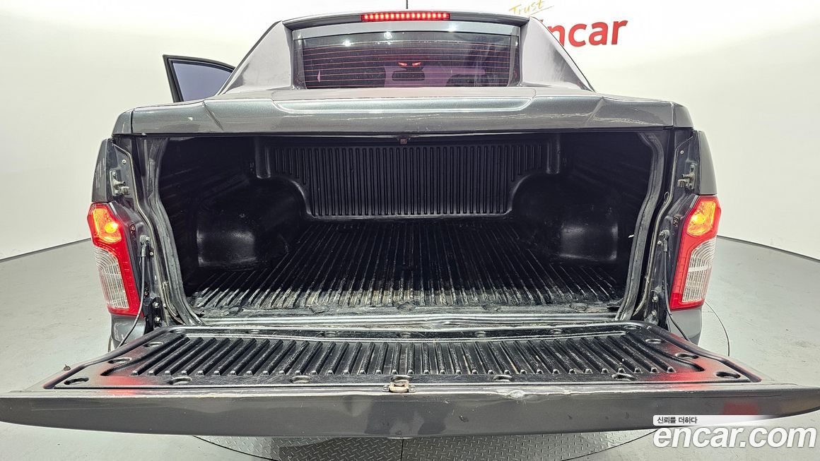 KG_Mobility_Ssangyong KORANDO 2012