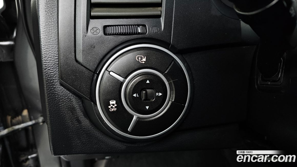 KG_Mobility_Ssangyong KORANDO 2012