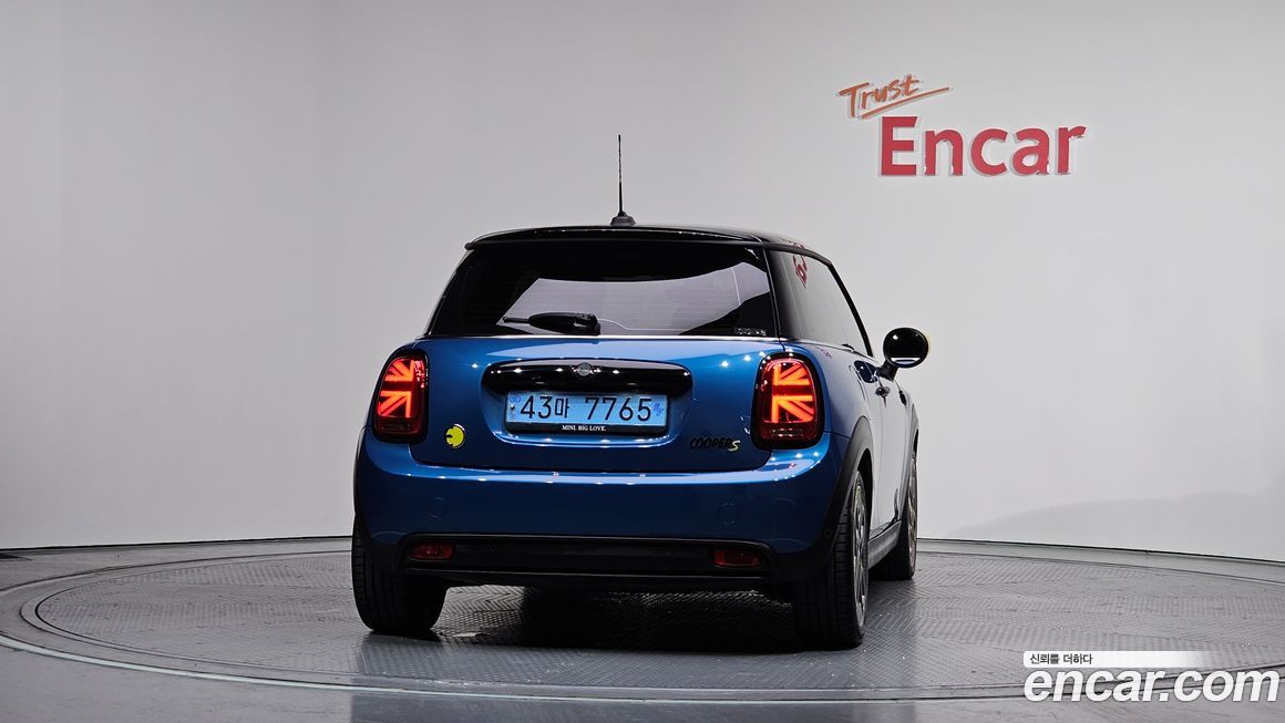 Mini Cooper 2024