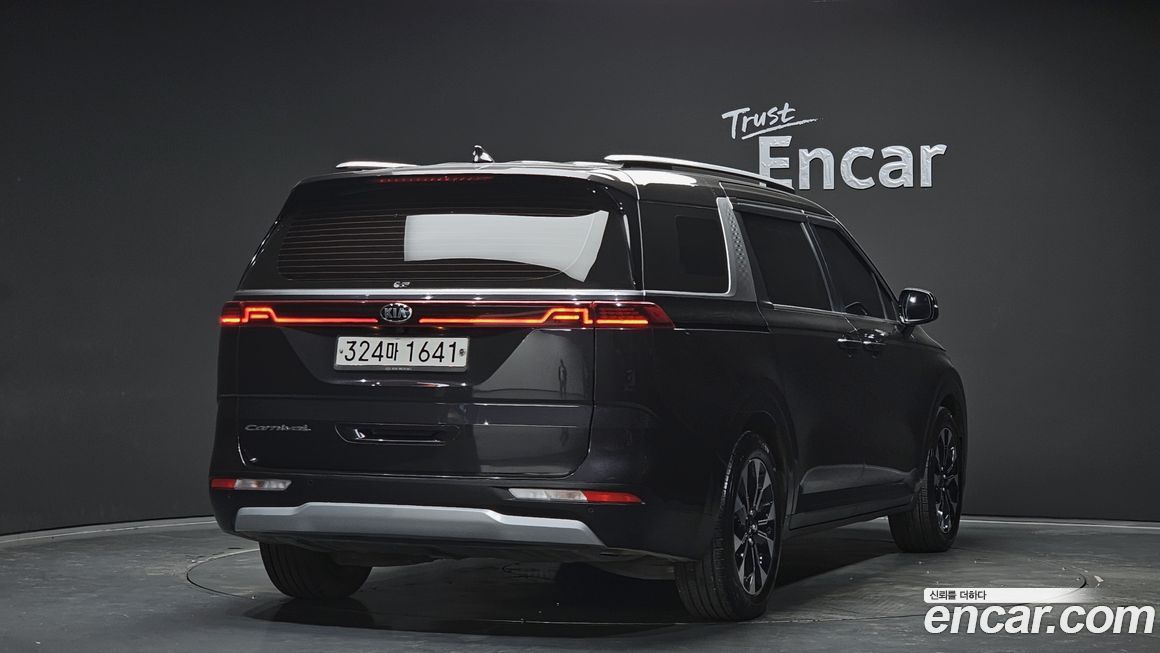 Kia Canival 2021