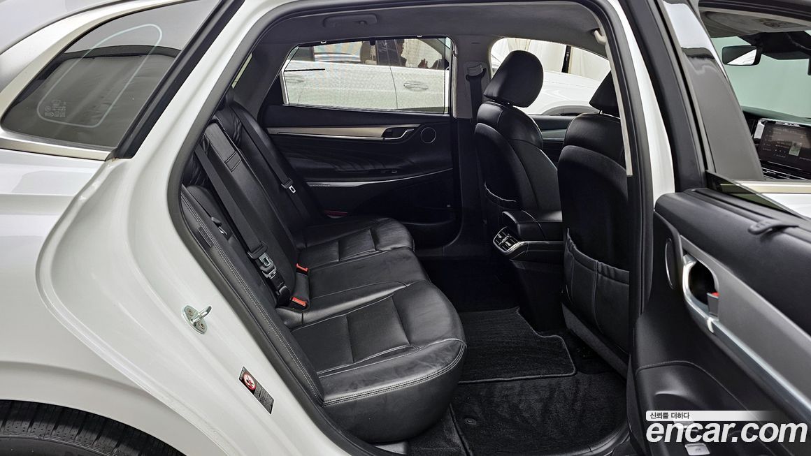 Hyundai Grandeur 2021