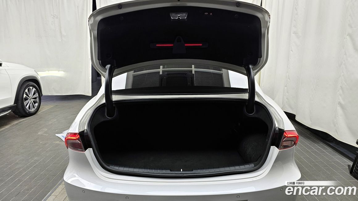 Hyundai Grandeur 2021