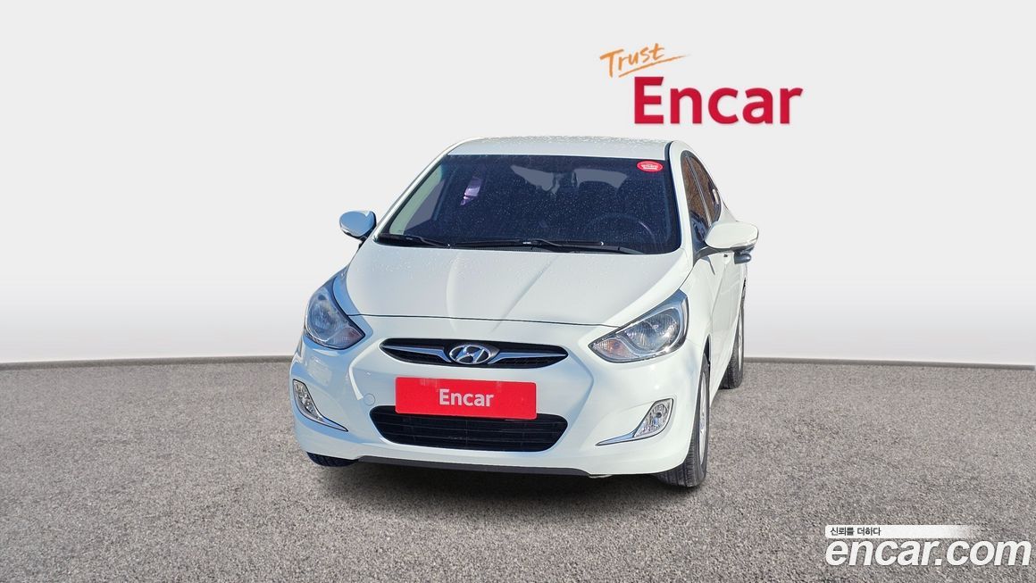 Hyundai Accent 2012