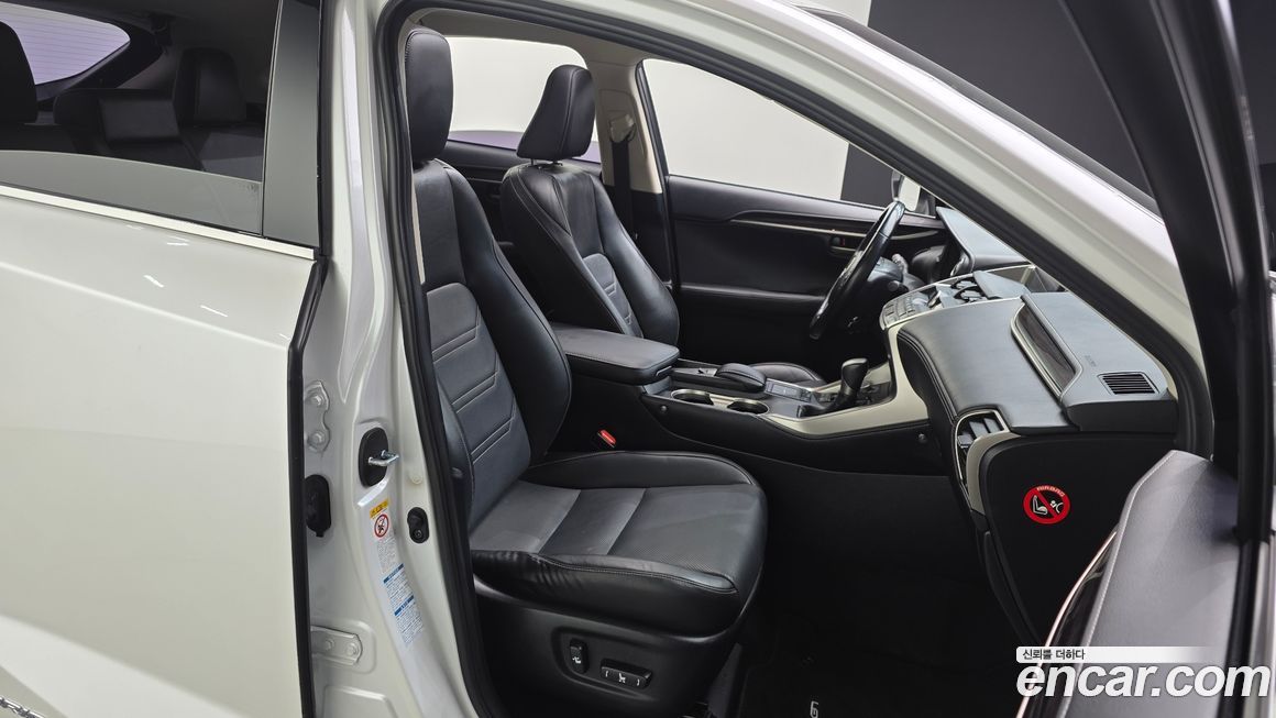 Lexus NX 2015