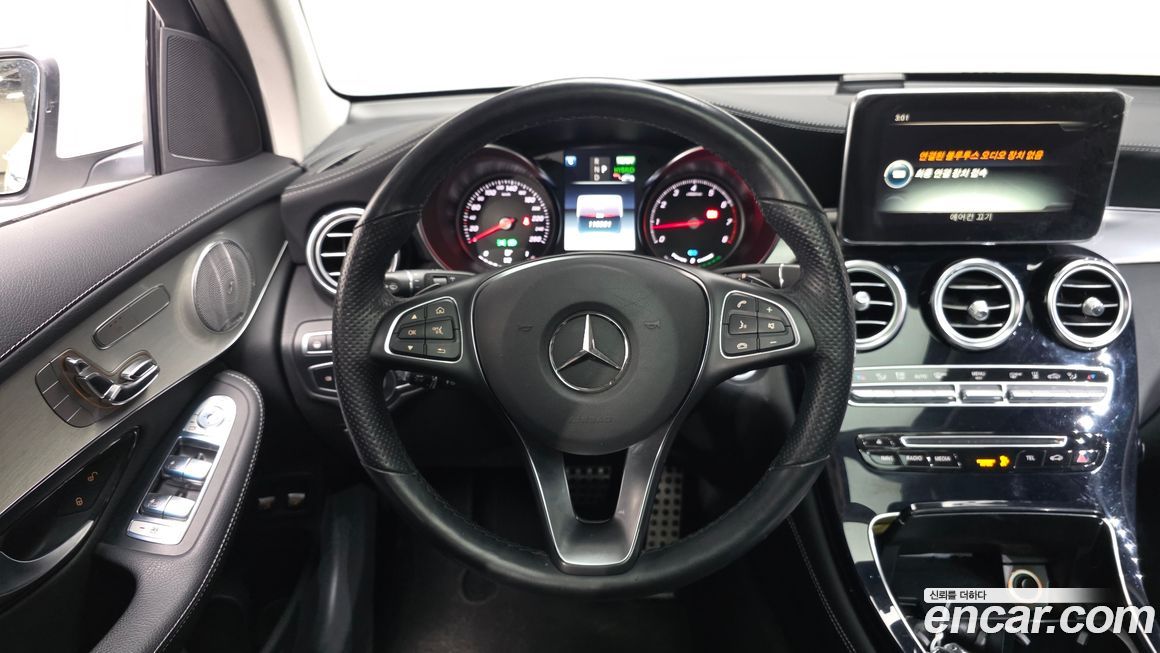 Mercedes-Benz GLC-Class 2019