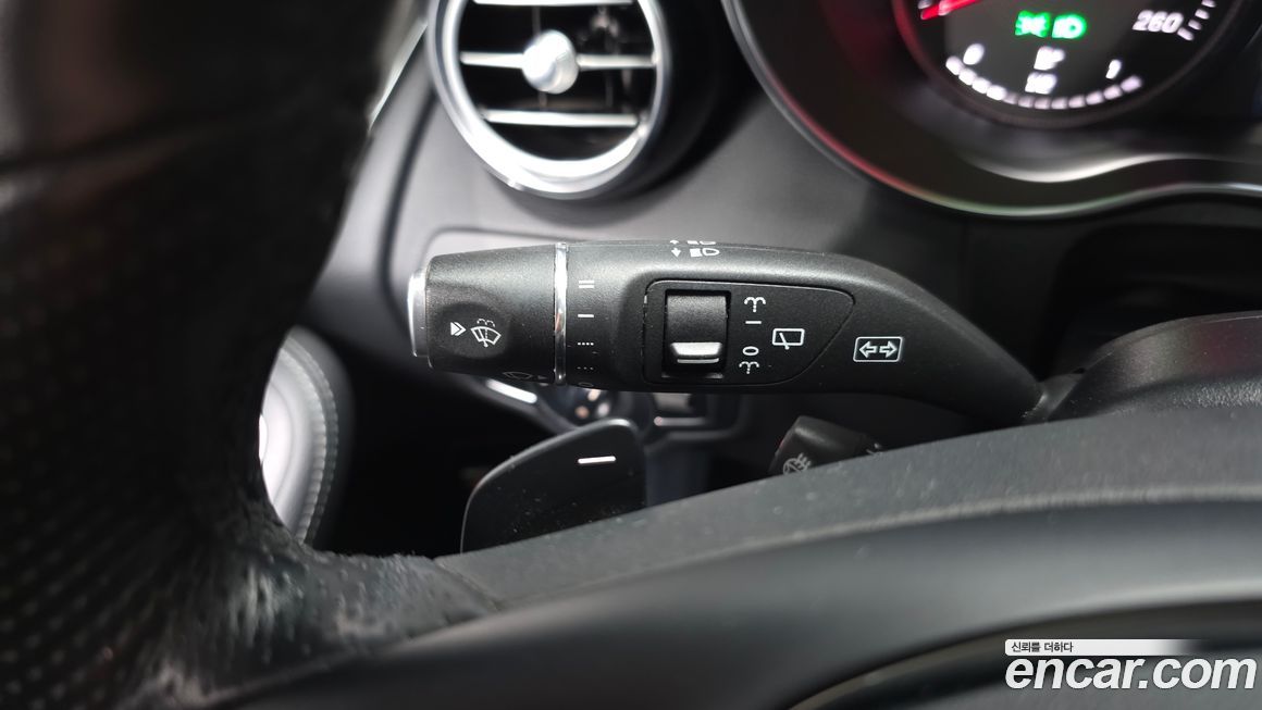 Mercedes-Benz GLC-Class 2019