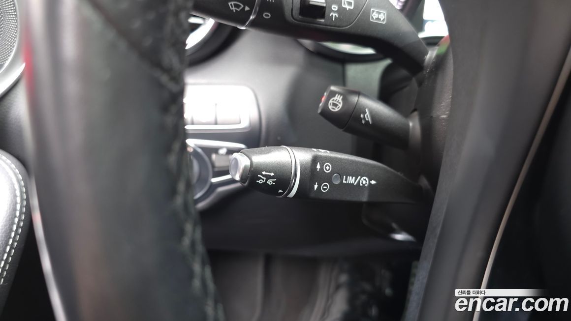 Mercedes-Benz GLC-Class 2019