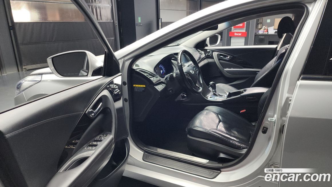 Hyundai Grandeur 2016