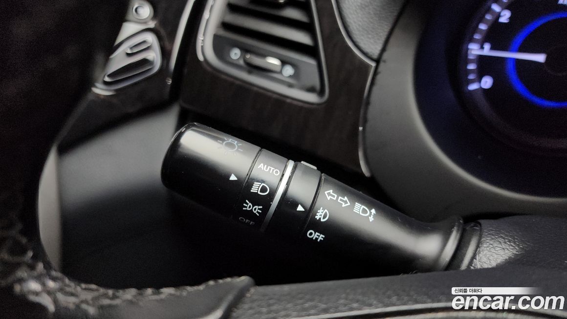 Hyundai Grandeur 2016