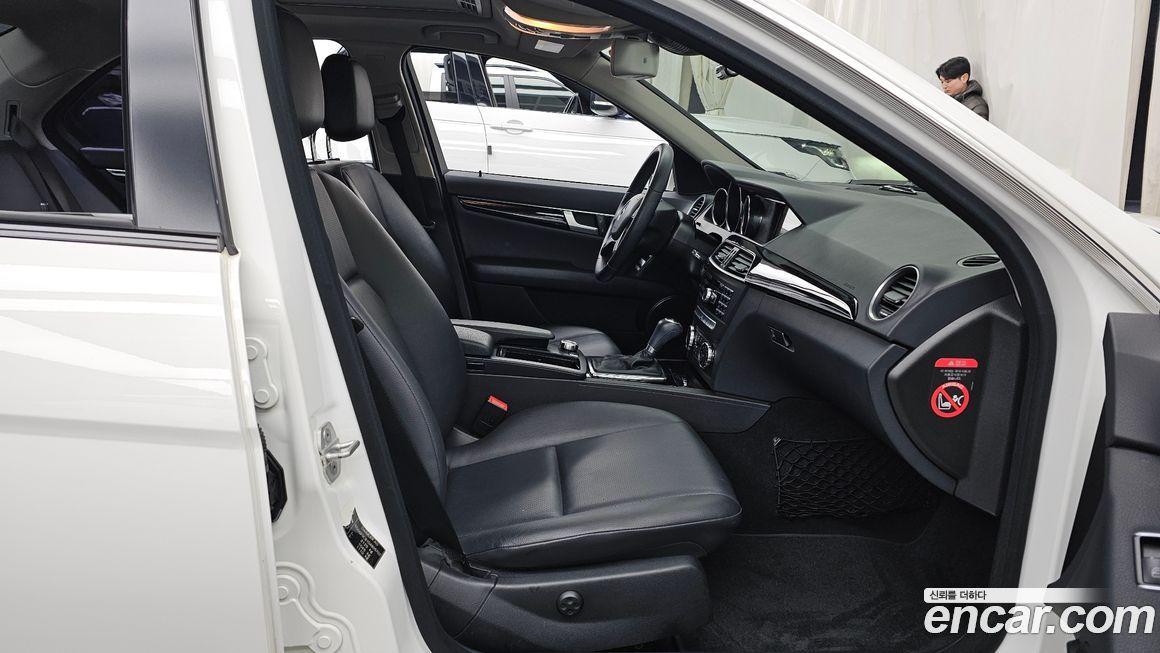 Mercedes-Benz C-Class 2013