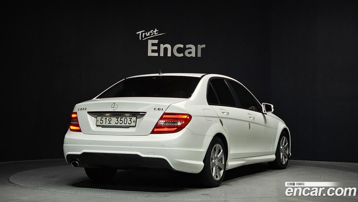 Mercedes-Benz C-Class 2013