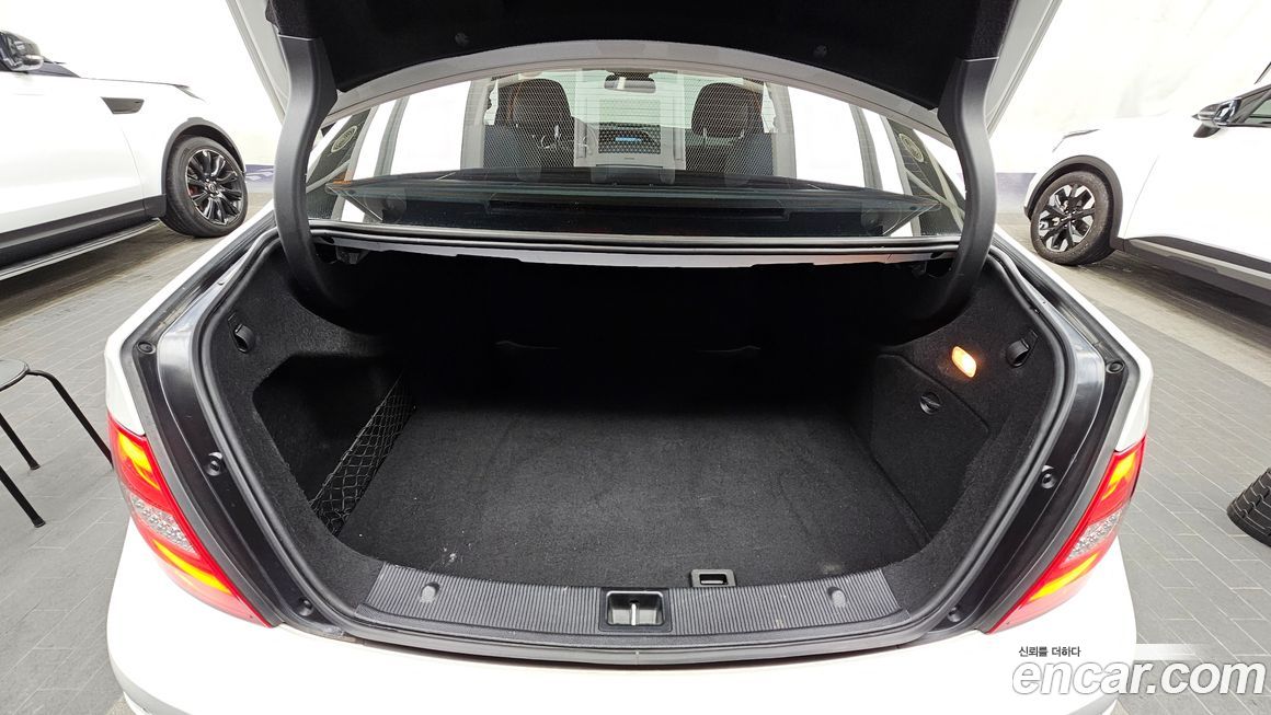 Mercedes-Benz C-Class 2013