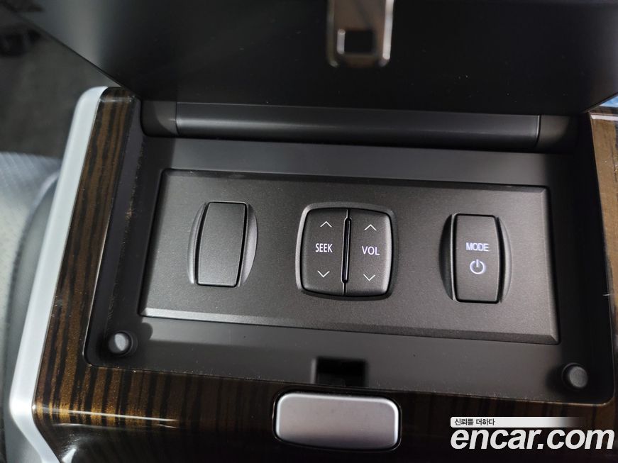 Renault-KoreaSamsung SM7 2011