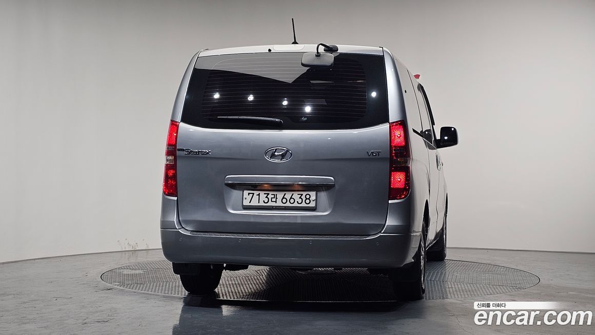 Hyundai Starex 2016