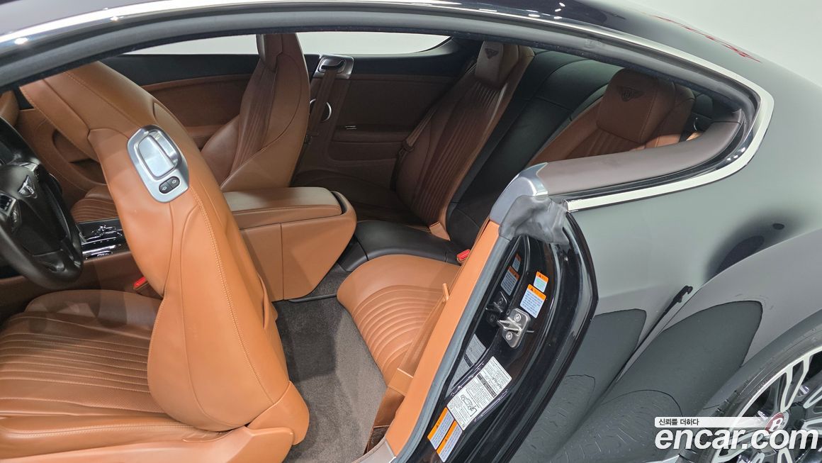 Bentley Continental 2016