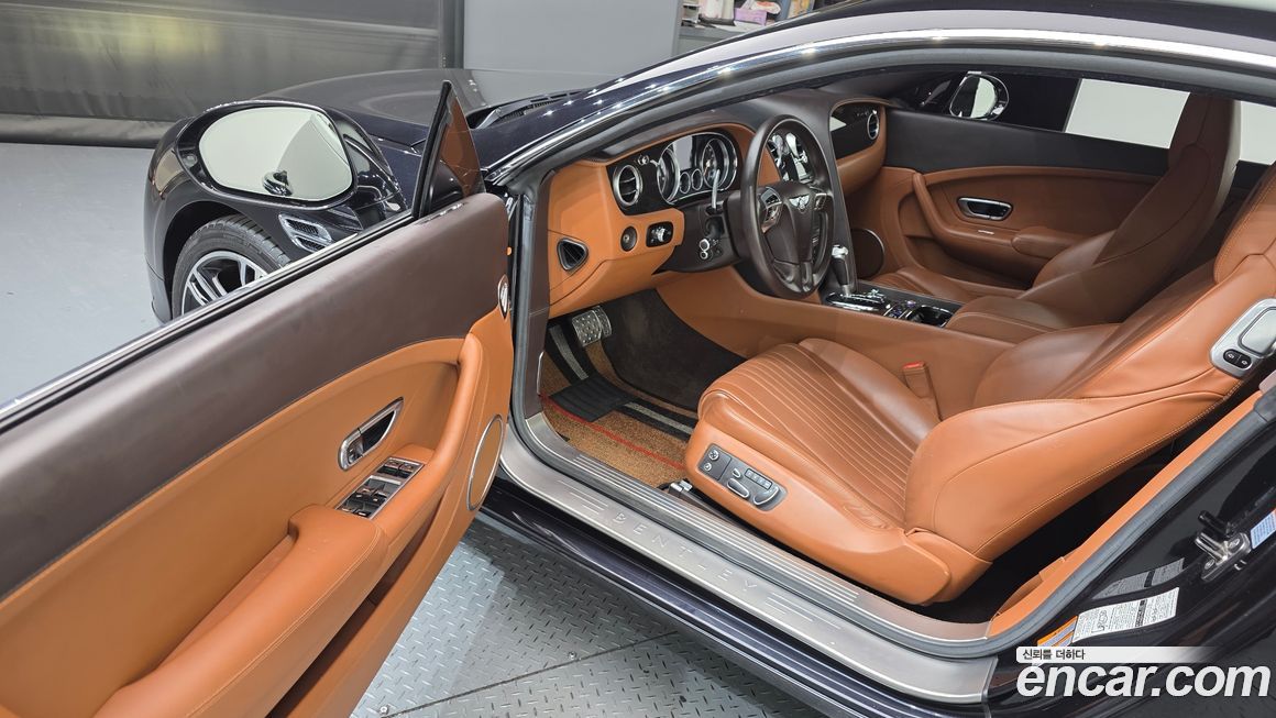 Bentley Continental 2016