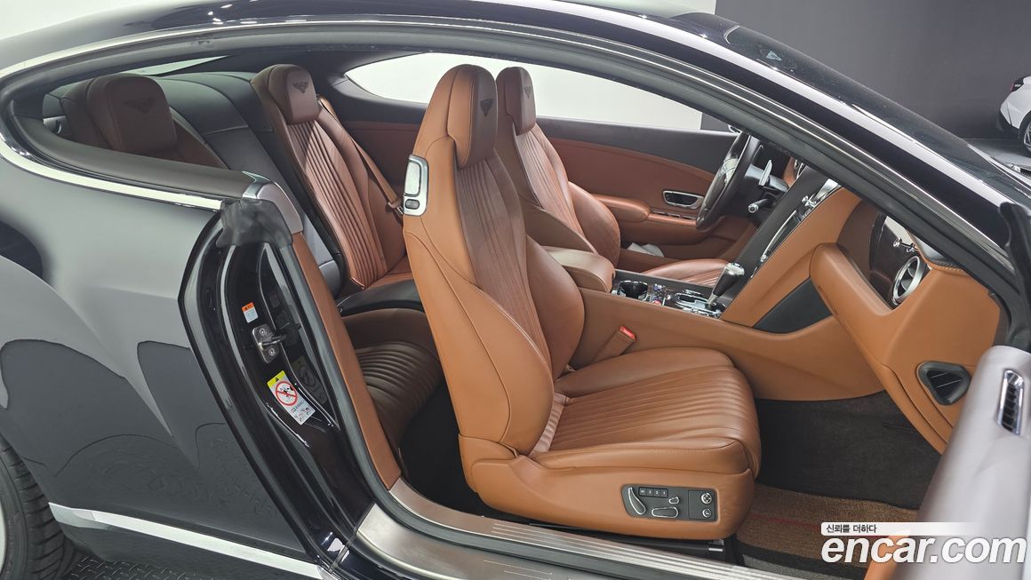 Bentley Continental 2016
