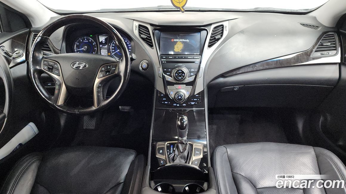 Hyundai Grandeur 2012