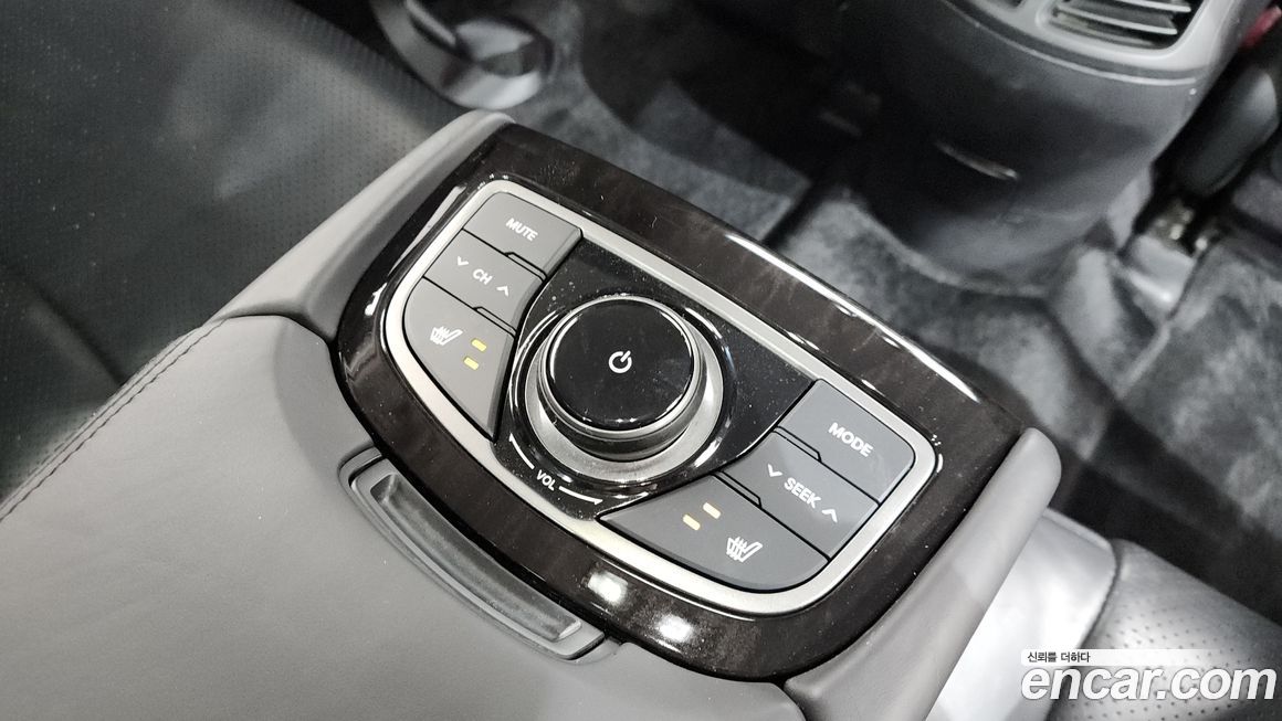 Hyundai Grandeur 2012