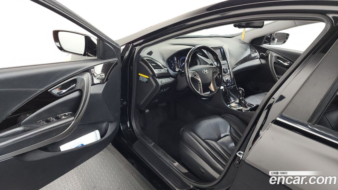 Hyundai Grandeur 2012