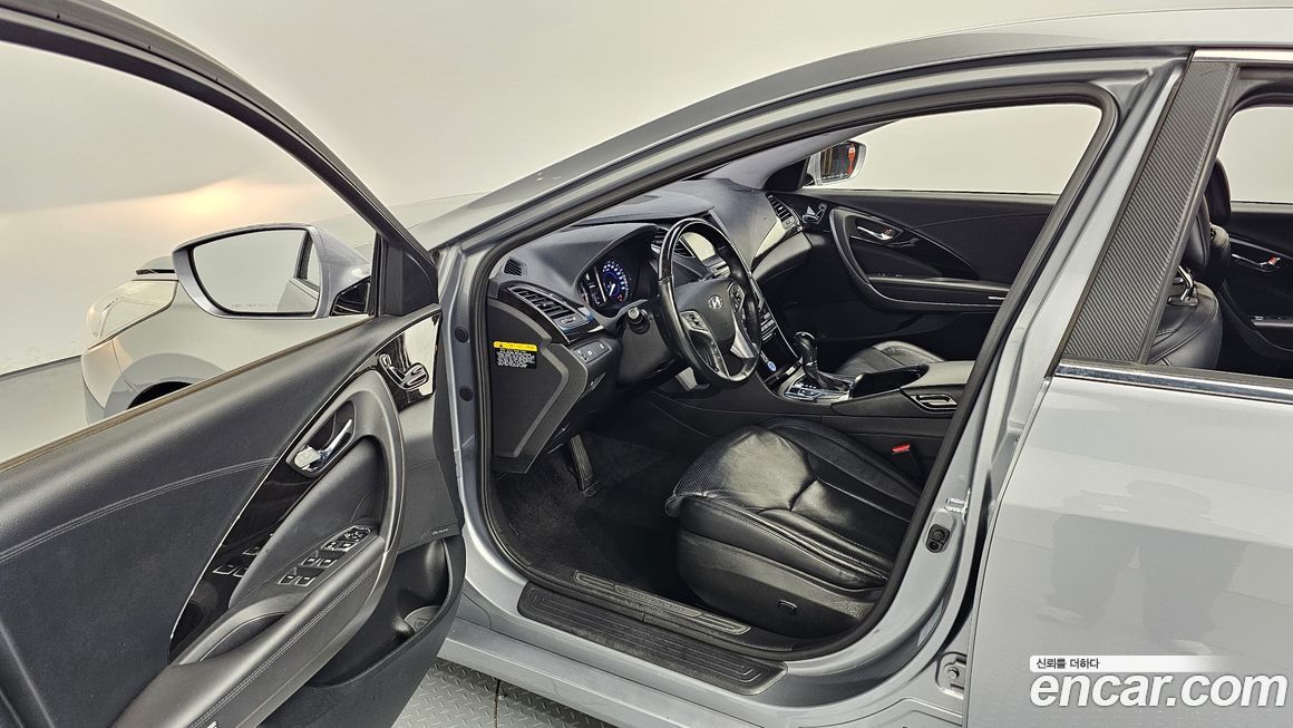 Hyundai Grandeur 2016