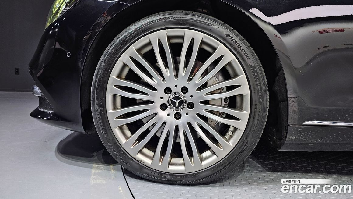 Mercedes-Benz S-Class 2018