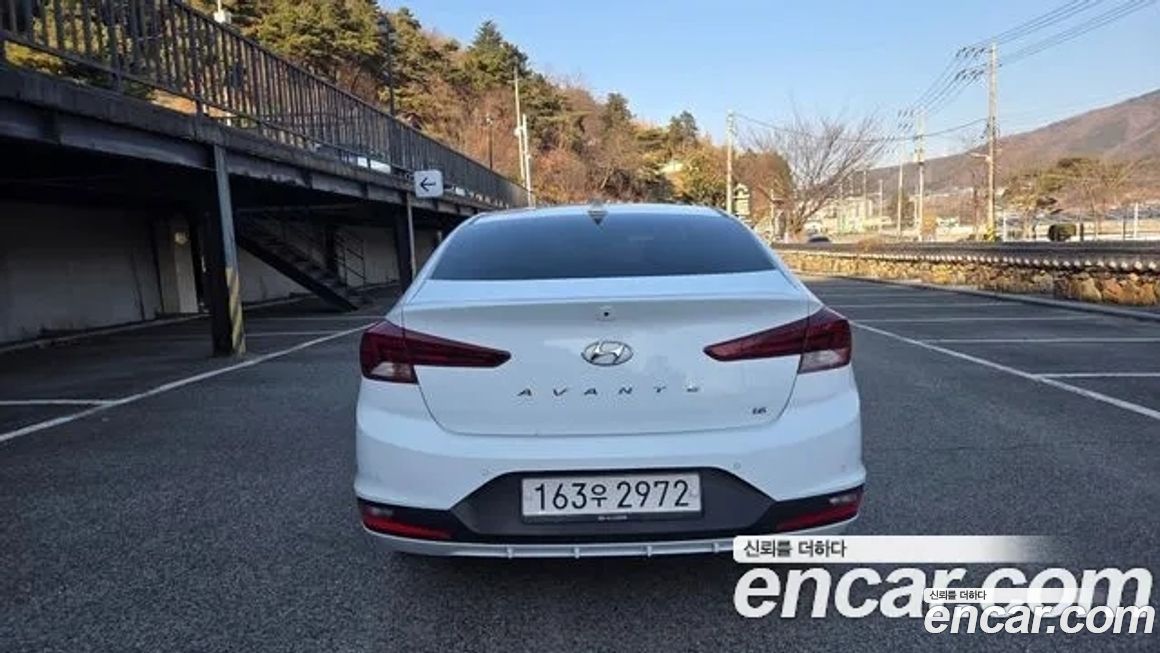 Hyundai AVANTE 2019