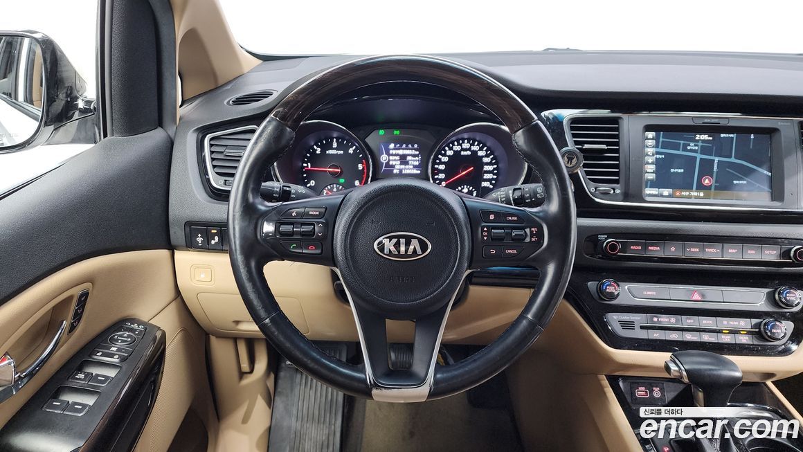 Kia Canival 2018